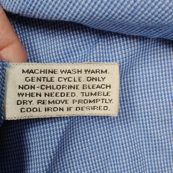 Geoffrey Beene men's long sleeved button down shirt size 15 1/2 (43/35) - Picture 6 of 10